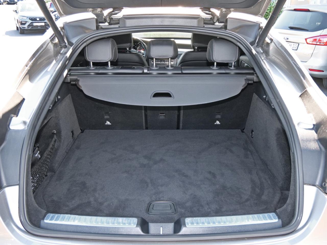 Mercedes-Benz GLC 200 4M Coupé AMG Distronic HeadUp 360° AHK