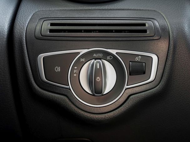 Mercedes-Benz GLC 200 d 4M AMG Night Navi Kamera EasyPack AHK