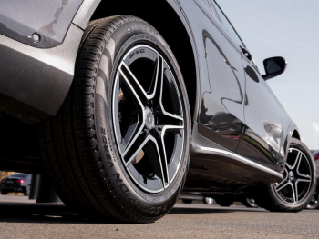 Mercedes-Benz GLC 200 d 4M AMG Night Navi Kamera EasyPack AHK