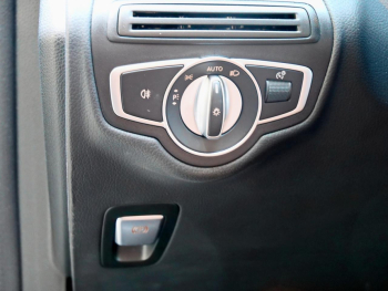 Mercedes-Benz GLC 300 de 4M Coupé AMG Navi Kamera EasyPack HUD