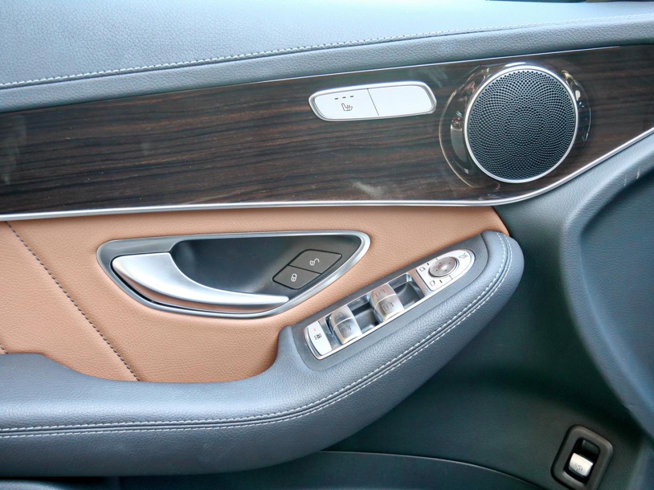 Mercedes-Benz GLC 300 de 4M Coupé AMG Navi Kamera EasyPack HUD