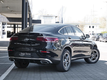 Mercedes-Benz GLC 300 de 4M Coupé AMG Navi Kamera EasyPack HUD