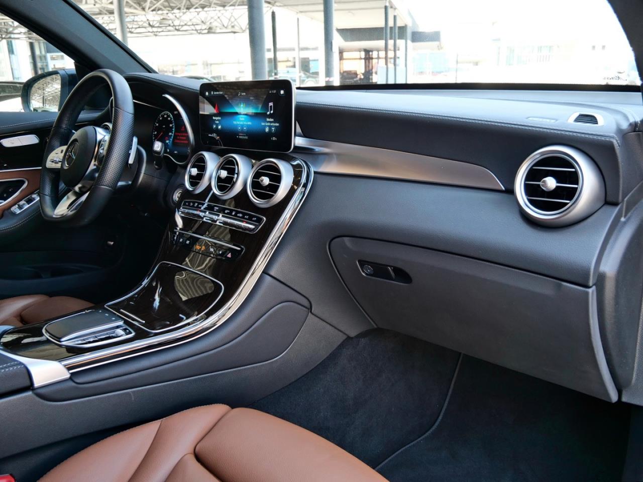 Mercedes-Benz GLC 300 de 4M Coupé AMG Navi Kamera EasyPack HUD