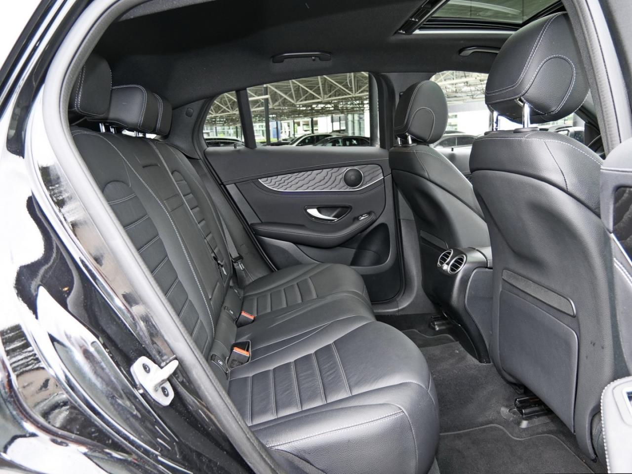 Mercedes-Benz GLC 300 e 4M Coupé Exclusive Schiebedach Distronic