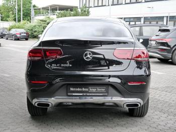 Mercedes-Benz GLC 300 e 4M Coupé Exclusive Schiebedach Distronic