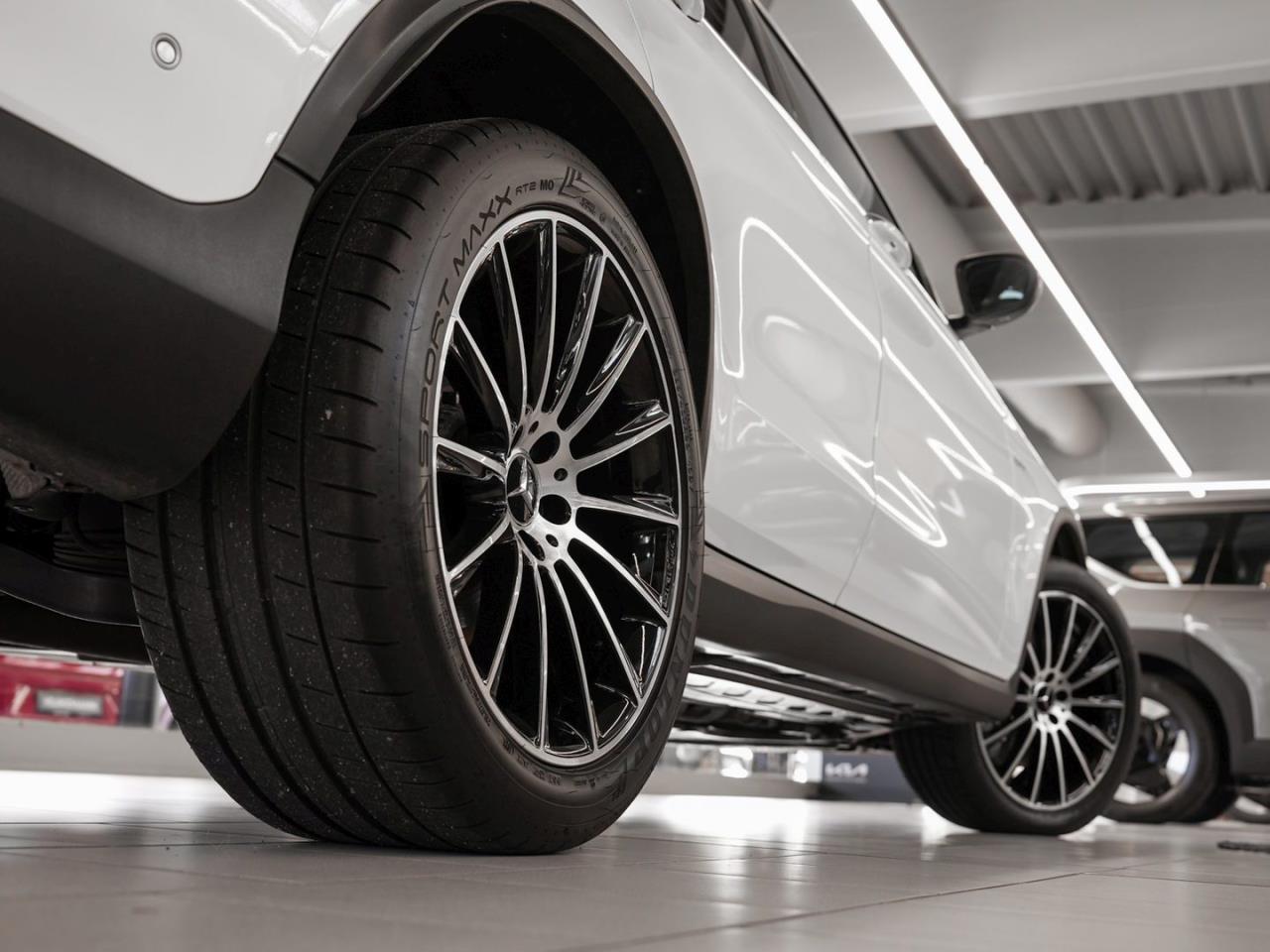 Mercedes-Benz GLC 43 AMG 4M Coupé Schiebedach Distronic AHK