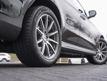Mercedes-Benz GLC 63 AMG 4M+ Coupé Schiebedach Distronic AHK