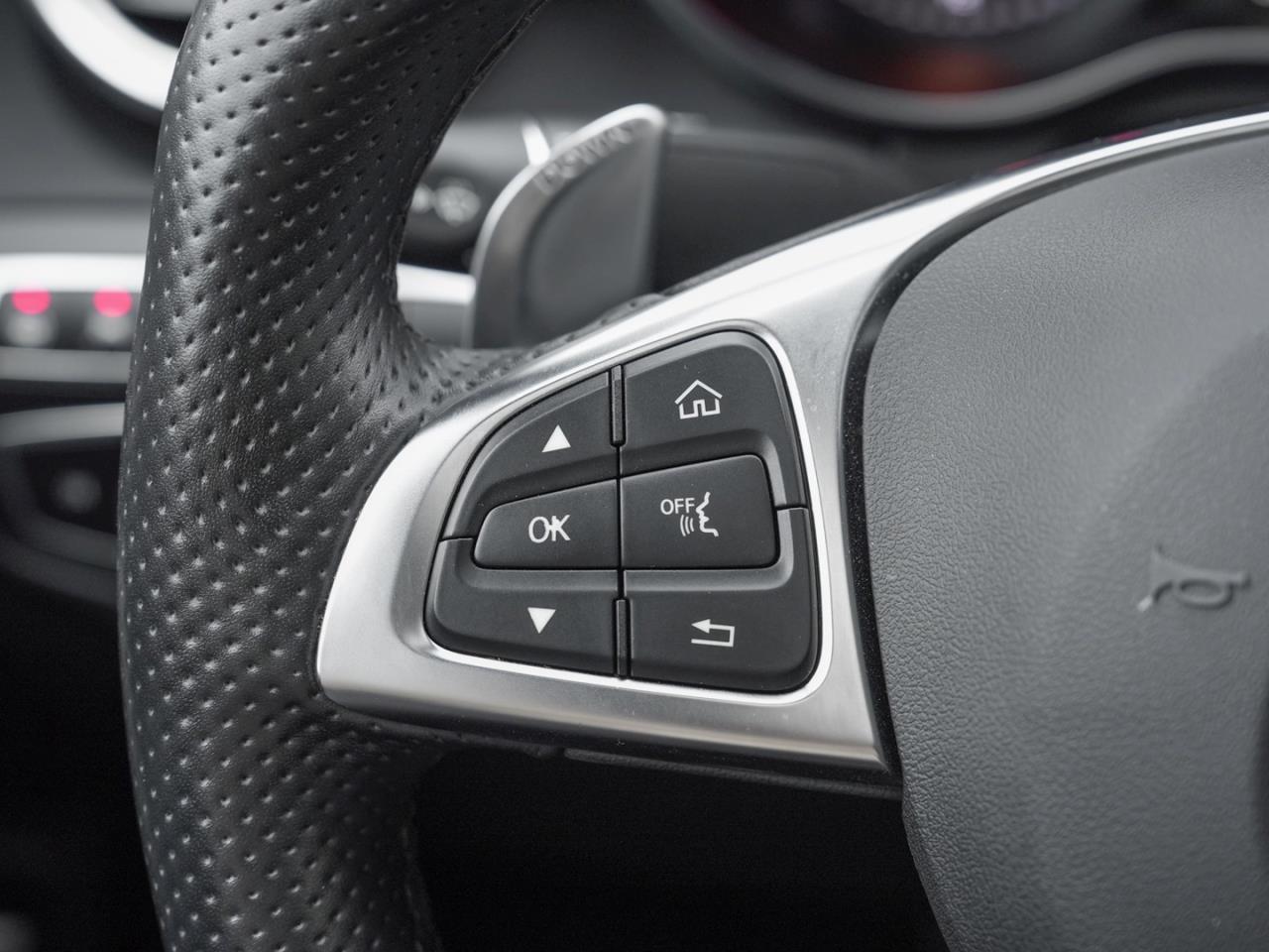 Mercedes-Benz GLC 63 AMG 4M+ Coupé Schiebedach Distronic AHK