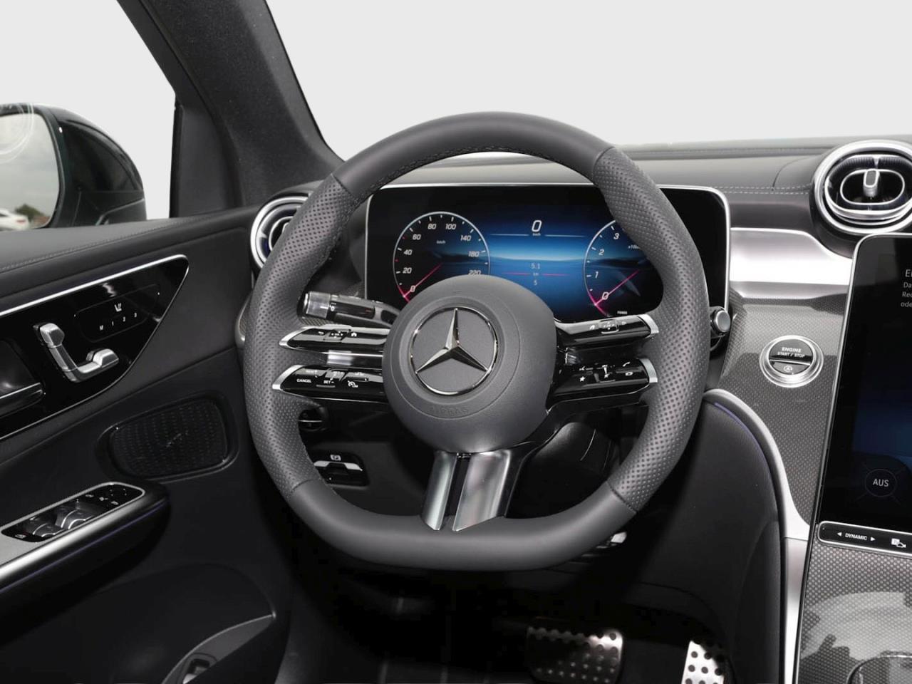 Mercedes-Benz GLC 200 4M Coupé AMG Night Distronic AHK 360?