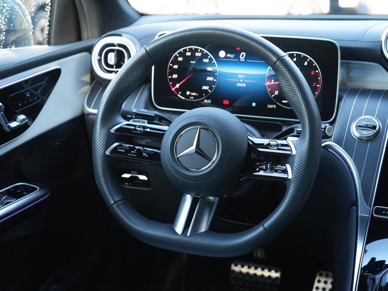 Mercedes-Benz GLC 200 4M Coupé AMG Panorama Distronic 360°