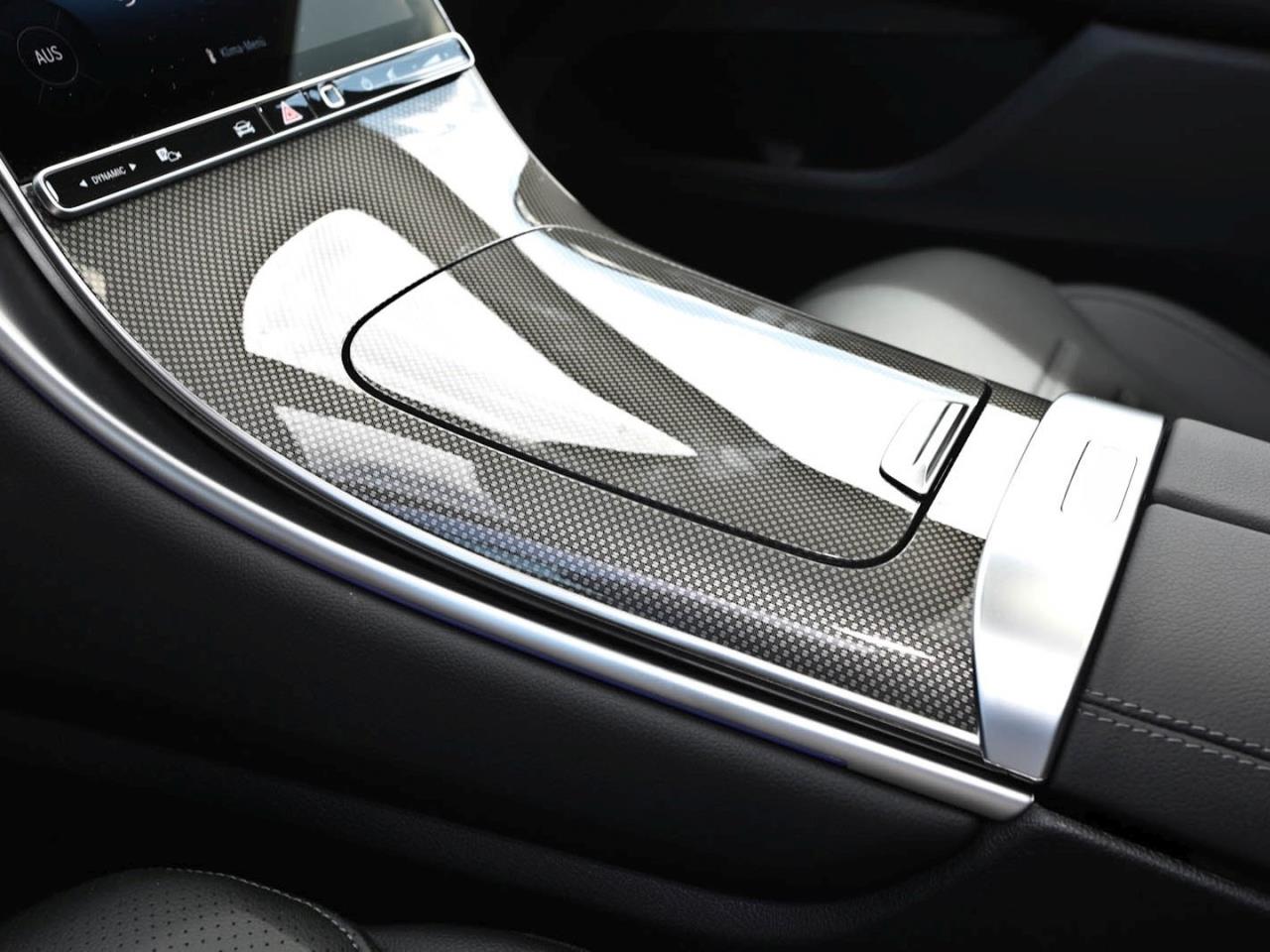 Mercedes-Benz GLC 200 4MATIC Coupé AMG Distronic Panorama AHK