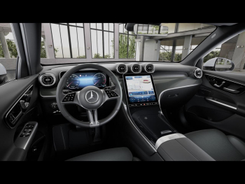 Mercedes-Benz GLC 200 d 4M Avantgarde Panorama Memory 360° AHK
