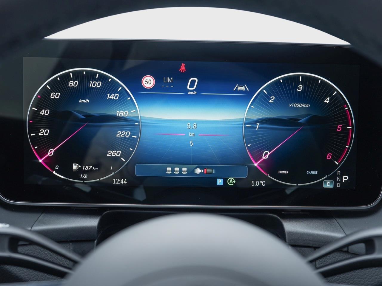 Mercedes-Benz GLC 200 d 4MATIC Coupé AMG Distronic 360° AHK