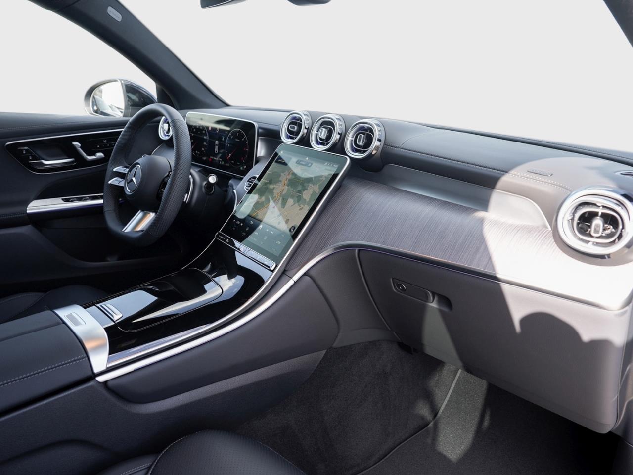 Mercedes-Benz GLC 200 d 4MATIC Coupé AMG Distronic 360 Panorama