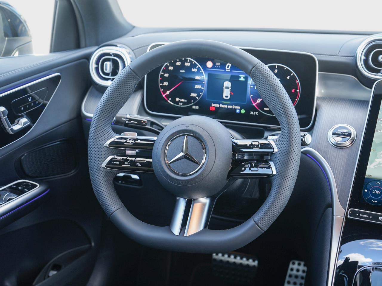 Mercedes-Benz GLC 200 d 4MATIC Coupé AMG Distronic 360 Panorama