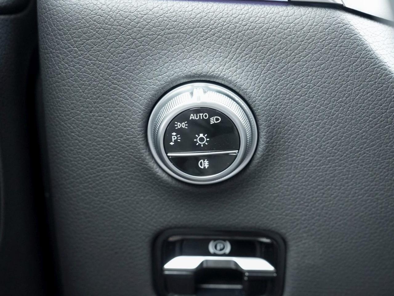 Mercedes-Benz GLC 200 d 4MATIC Coupé AMG Night Memory 360° AHK