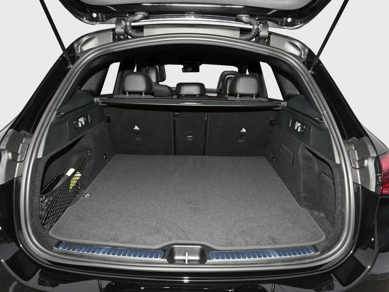 Mercedes-Benz GLC 200 d 4MATIC AMG Distronic Memory 360° AHK