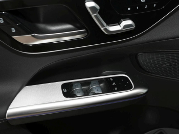 Mercedes-Benz GLC 200 d 4MATIC AMG Night Distronic 360° AHK