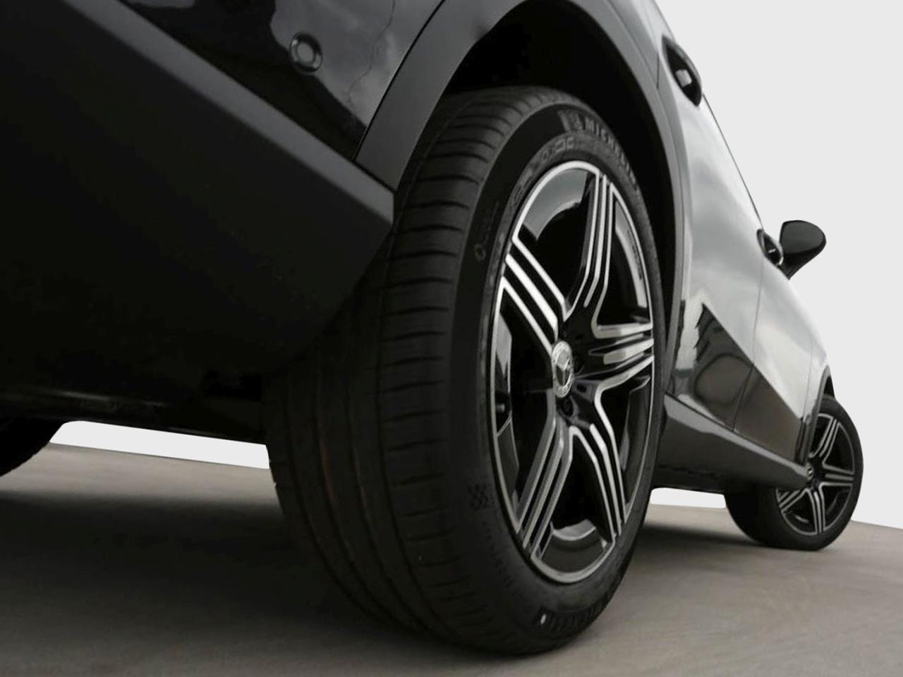 Mercedes-Benz GLC 200 d 4MATIC AMG Night Distronic 360° AHK