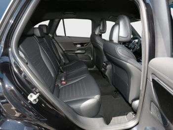 Mercedes-Benz GLC 200 d 4MATIC AMG Distronic Memory 360° AHK