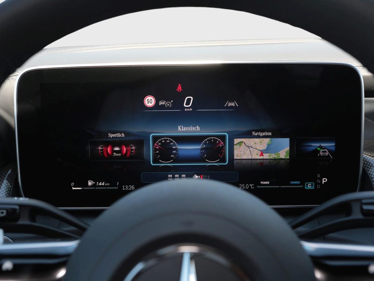 Mercedes-Benz GLC 200 d 4MATIC AMG Distronic Memory 360° AHK