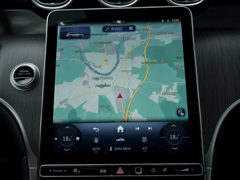 Mercedes-Benz GLC 200 d 4MATIC AMG Distronic 360° AHK Memory