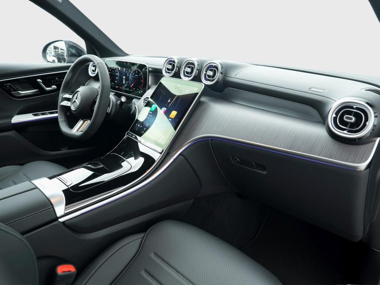 Mercedes-Benz GLC 200 d 4MATIC AMG Distronic 360° AHK Memory