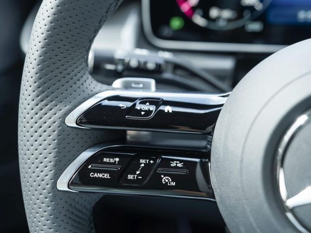Mercedes-Benz GLC 200 d 4MATIC AMG Distronic 360° Totwinkel