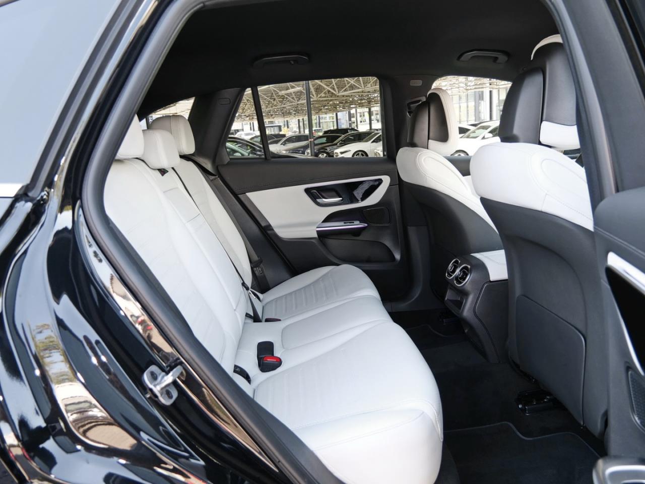 Mercedes-Benz GLC 200 d 4MATIC AMG Distronic Memory AHK 360°