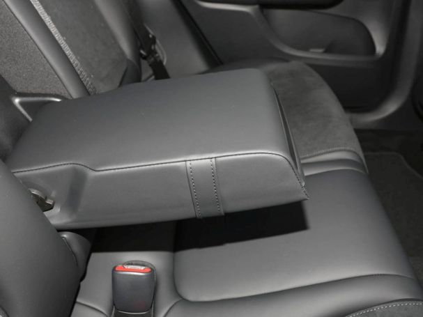 Mercedes-Benz GLC 200 d 4MATIC AMG Night Distronic 360° AHK