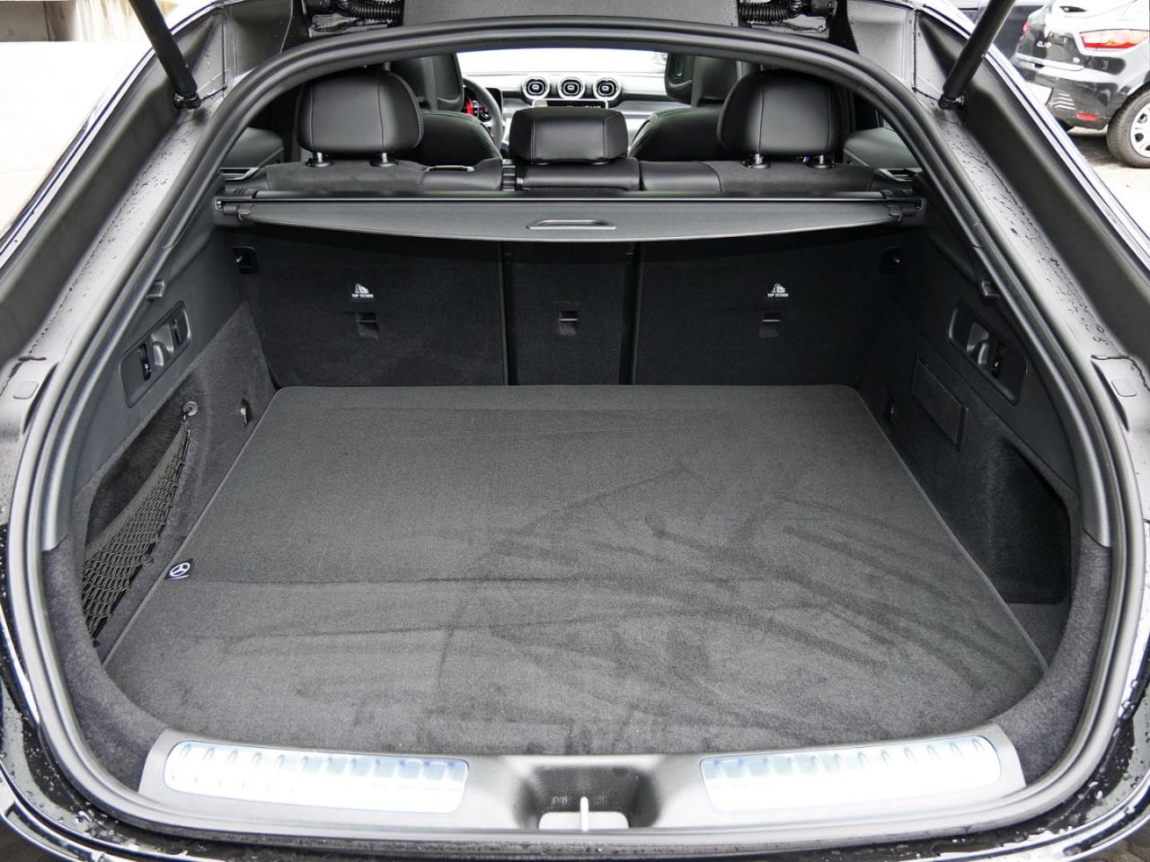 Mercedes-Benz GLC 220 d 4MATIC Coupé AMG Night Panorama AHK