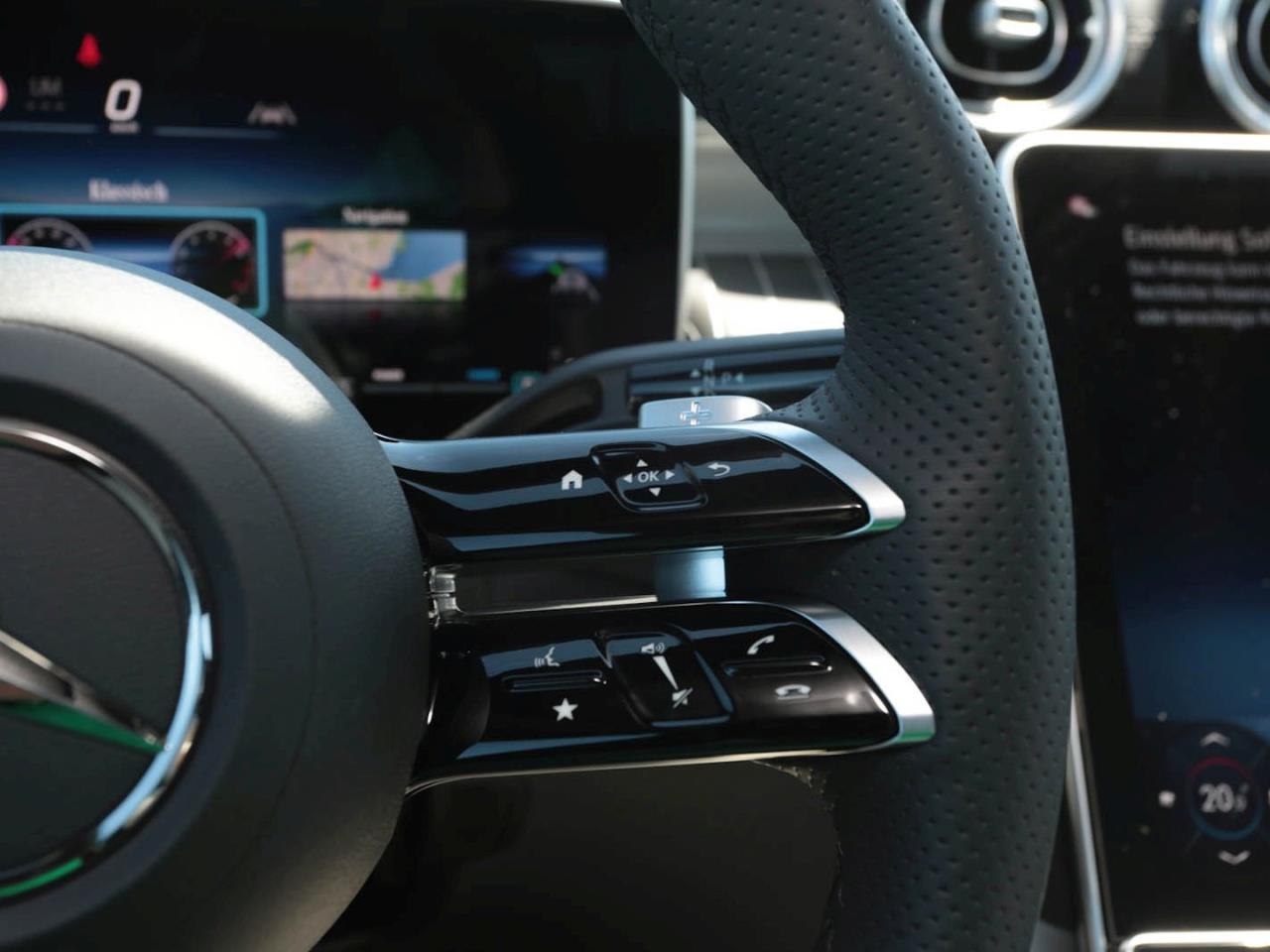 Mercedes-Benz GLC 220 d 4MATIC Coupé AMG Distronic Panorama