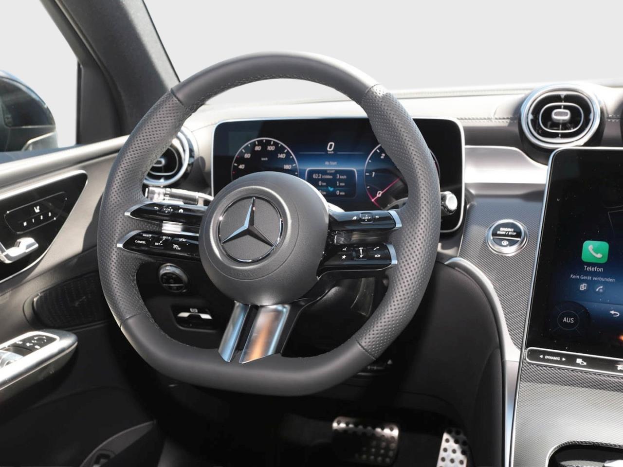 Mercedes-Benz GLC 220 d 4MATIC Coupé AMG Night Distronic 360?