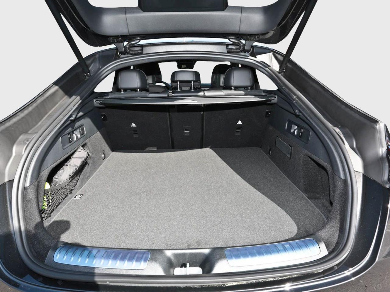 Mercedes-Benz GLC 300 4MATIC Coupé AMG Night Distronic 360°