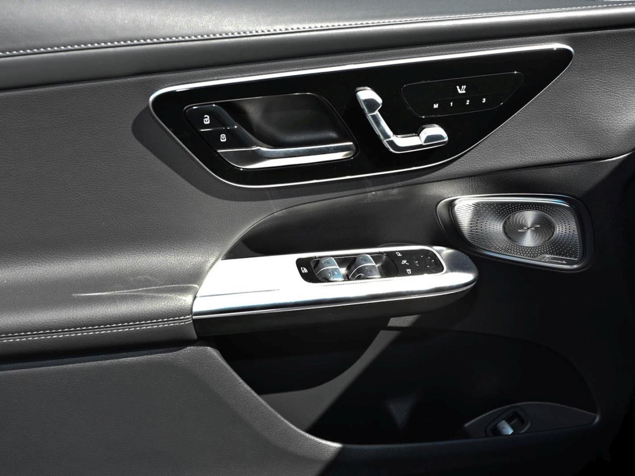 Mercedes-Benz GLC 300 4MATIC Coupé AMG Panorama Distronic AHK