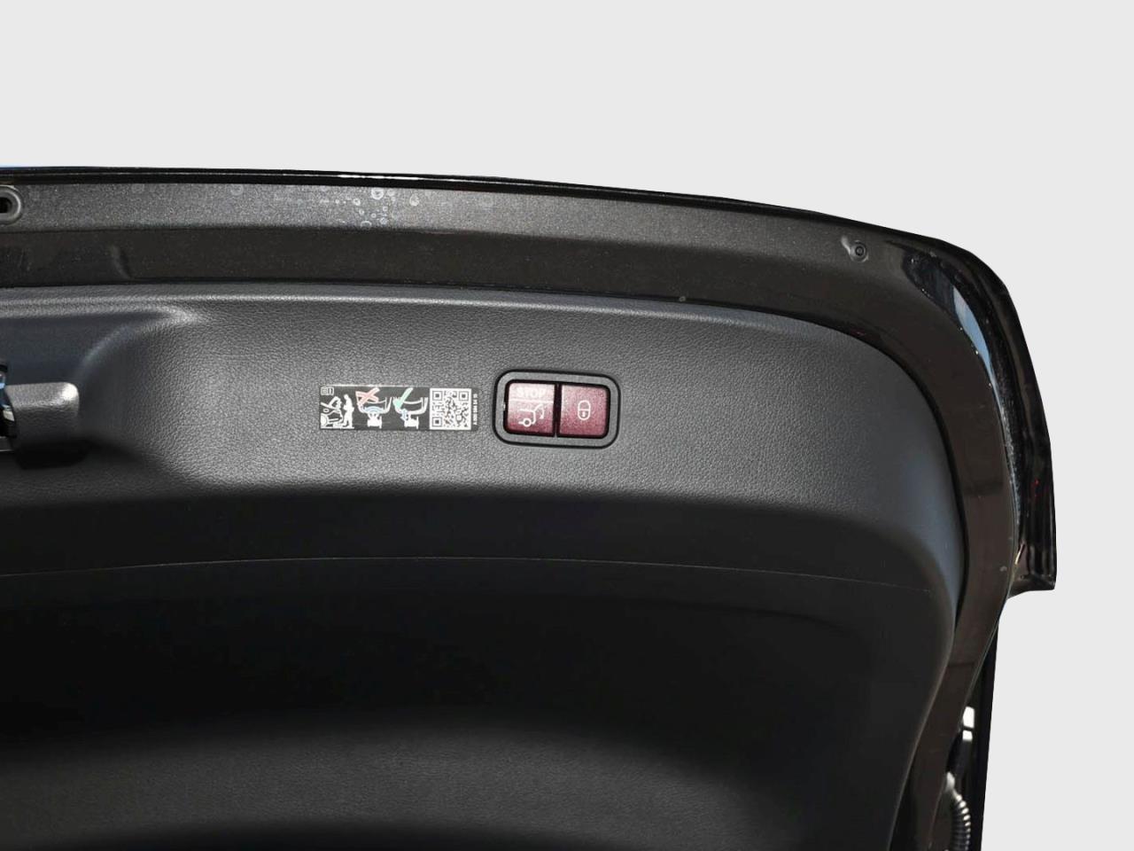 Mercedes-Benz GLC 300 4MATIC Coupé AMG Panorama Distronic AHK