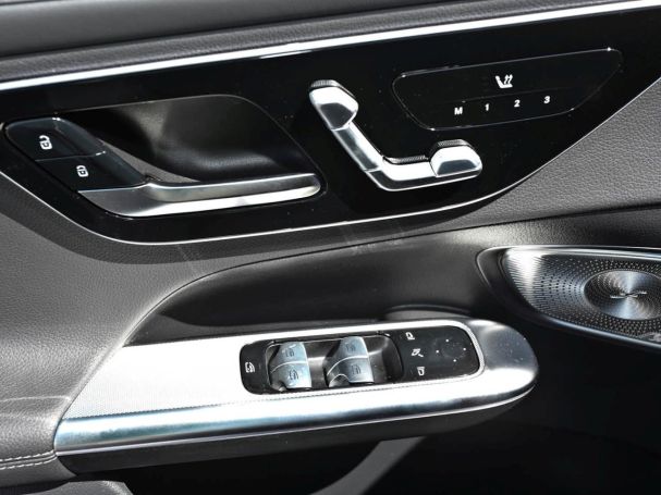 Mercedes-Benz GLC 300 4MATIC Coupé AMG Panorama Distronic AHK
