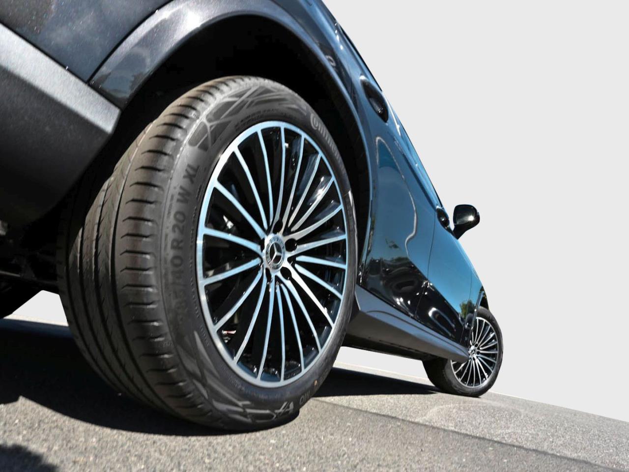 Mercedes-Benz GLC 300 4MATIC Coupé AMG Panorama Distronic AHK