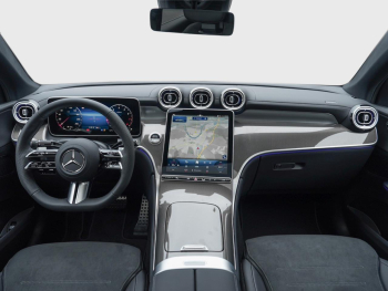 Mercedes-Benz GLC 300 4MATIC Coupé AMG Night Panorama 360°AHK