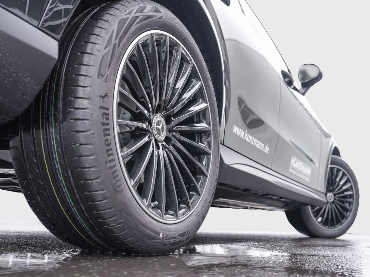 Mercedes-Benz GLC 300 4MATIC Coupé AMG Night Panorama 360°AHK