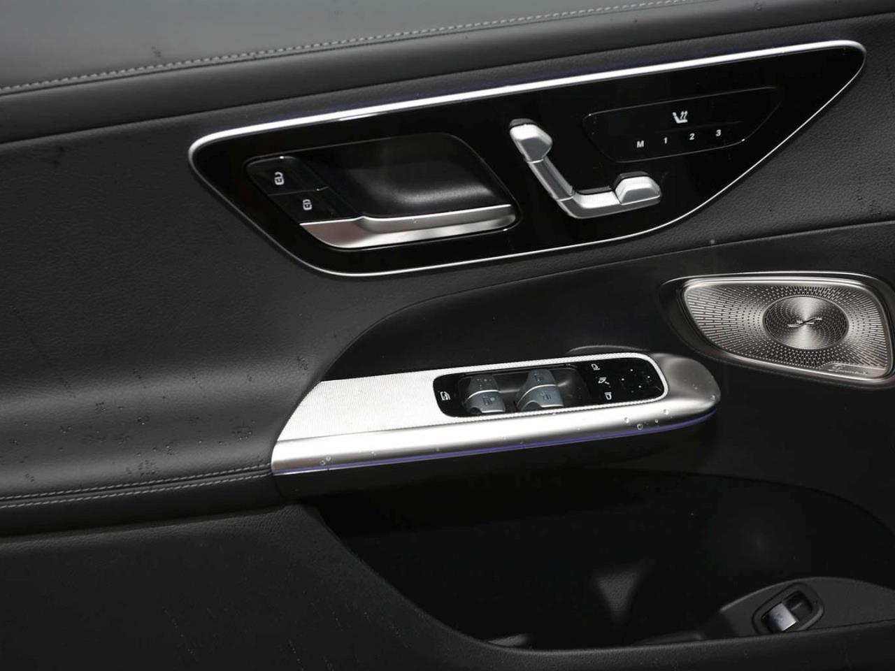 Mercedes-Benz GLC 300 d 4MATIC Coupé Night Panorama Distronic