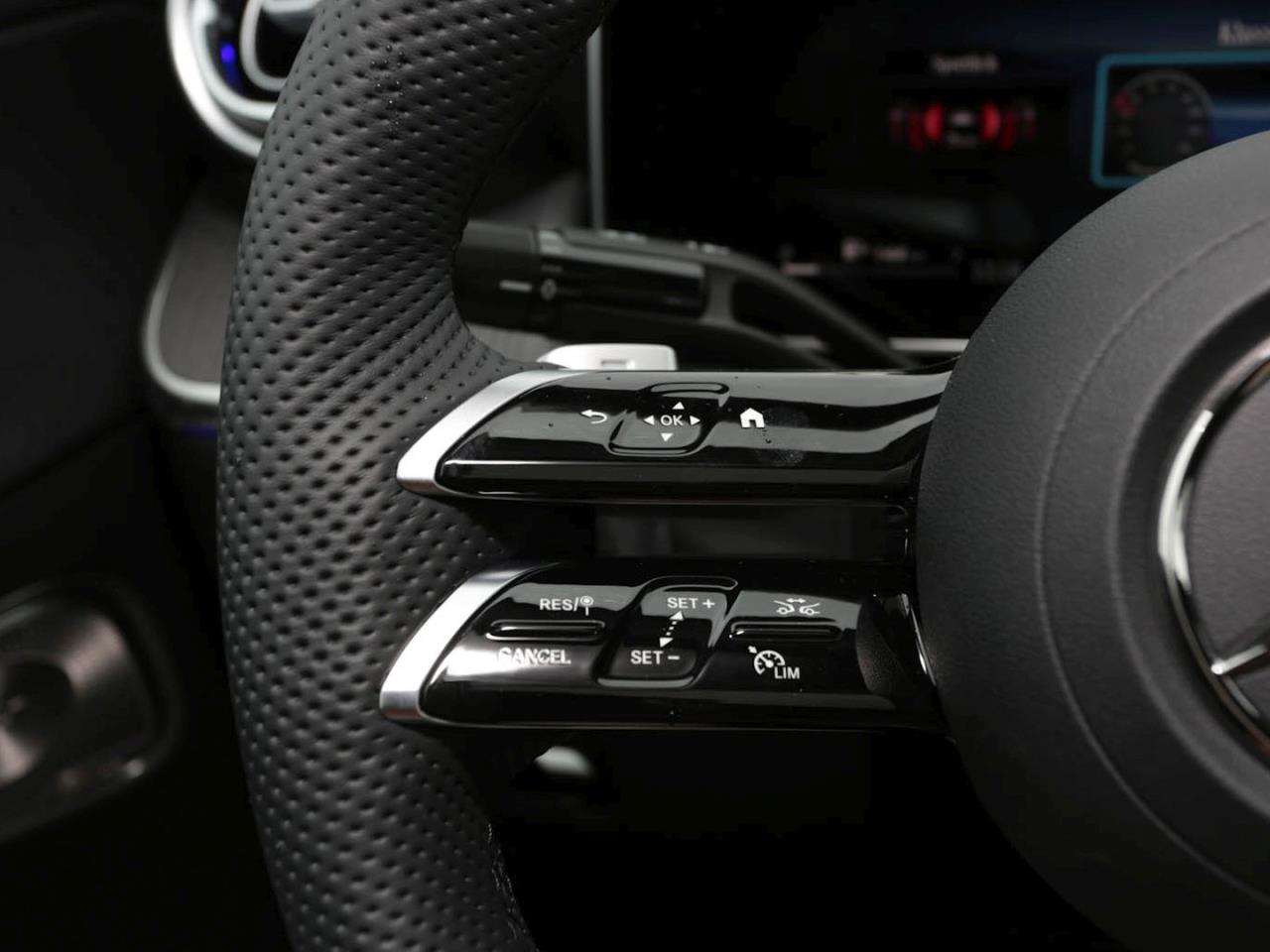 Mercedes-Benz GLC 300 d 4MATIC Coupé Night Panorama Distronic