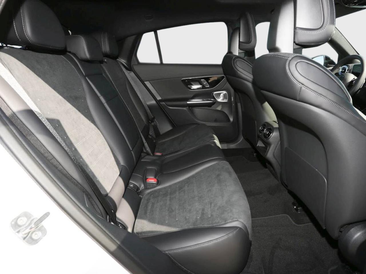 Mercedes-Benz GLC 300 d 4MATIC Coupé AMG Night Panorama AHK