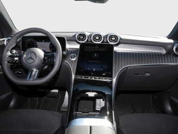Mercedes-Benz GLC 300 d 4MATIC Coupé AMG Night Panorama AHK