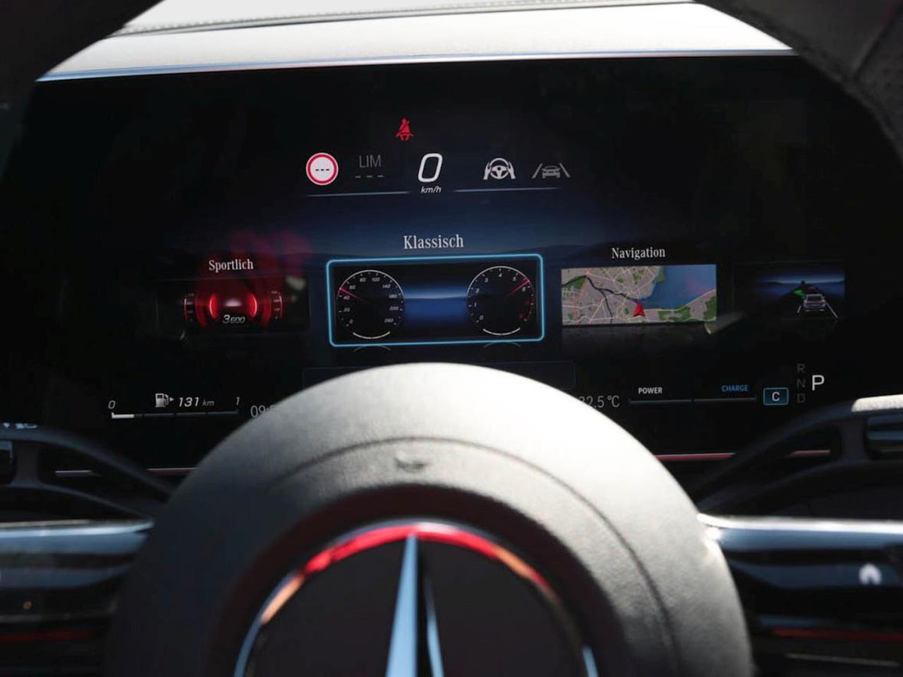 Mercedes-Benz GLC 300 d 4MATIC Coupé AMG Night Panorama AHK