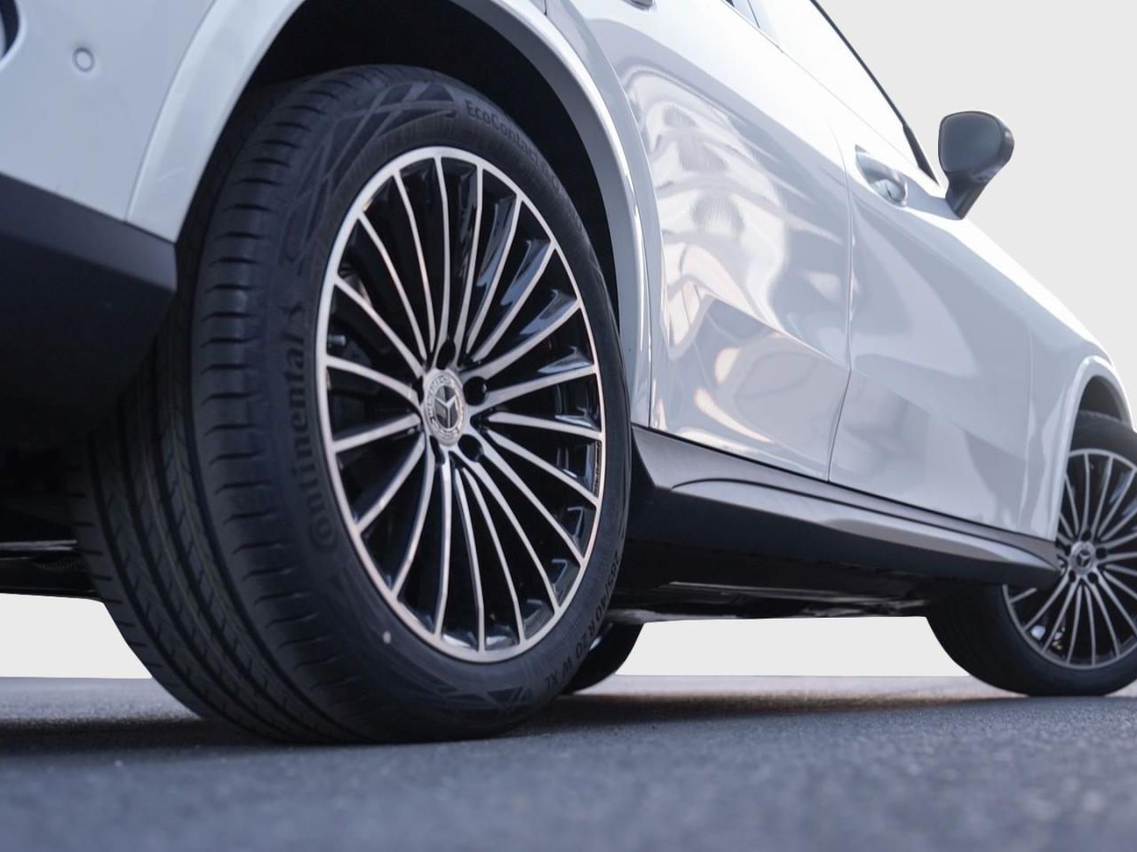 Mercedes-Benz GLC 300 d 4MATIC Coupé AMG Night Panorama 360°