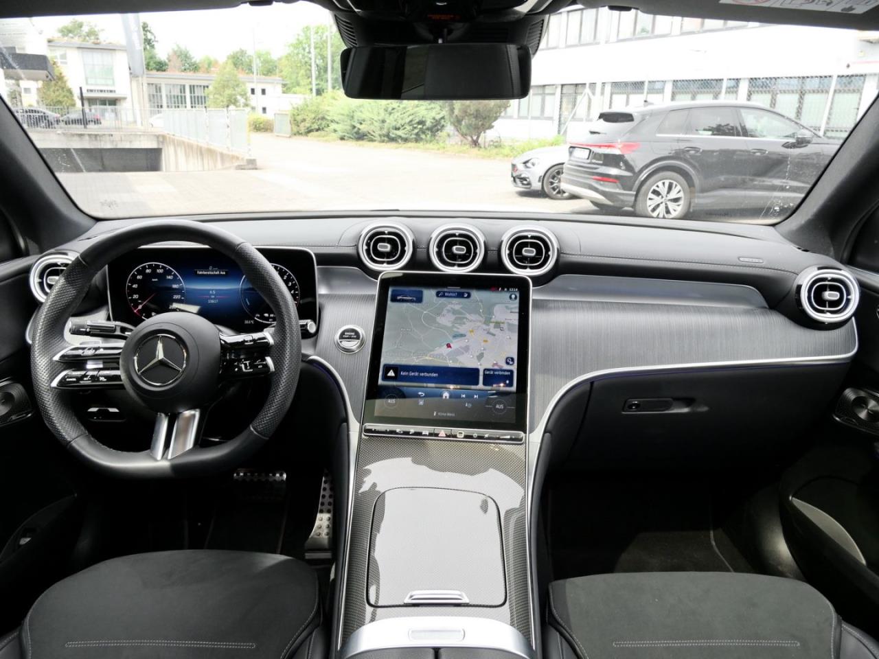 Mercedes-Benz GLC 300 de 4M Coupé  AMG Night AHK Panorama 360?