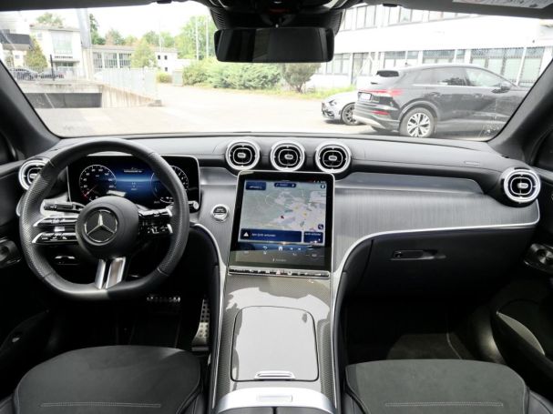 Mercedes-Benz GLC 300 de 4M Coupé  AMG Night AHK Panorama 360?