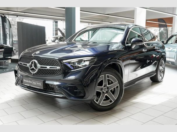 Mercedes-Benz GLC 300 de 4M Coupé AMG Distronic HeadUp 360?