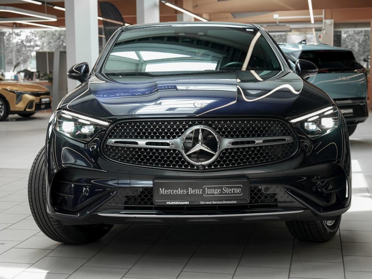 Mercedes-Benz GLC 300 de 4M Coupé AMG Distronic HeadUp 360?